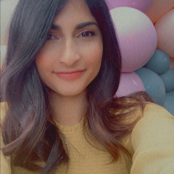 Meet your Posher, Omara - Picture 1 of 1